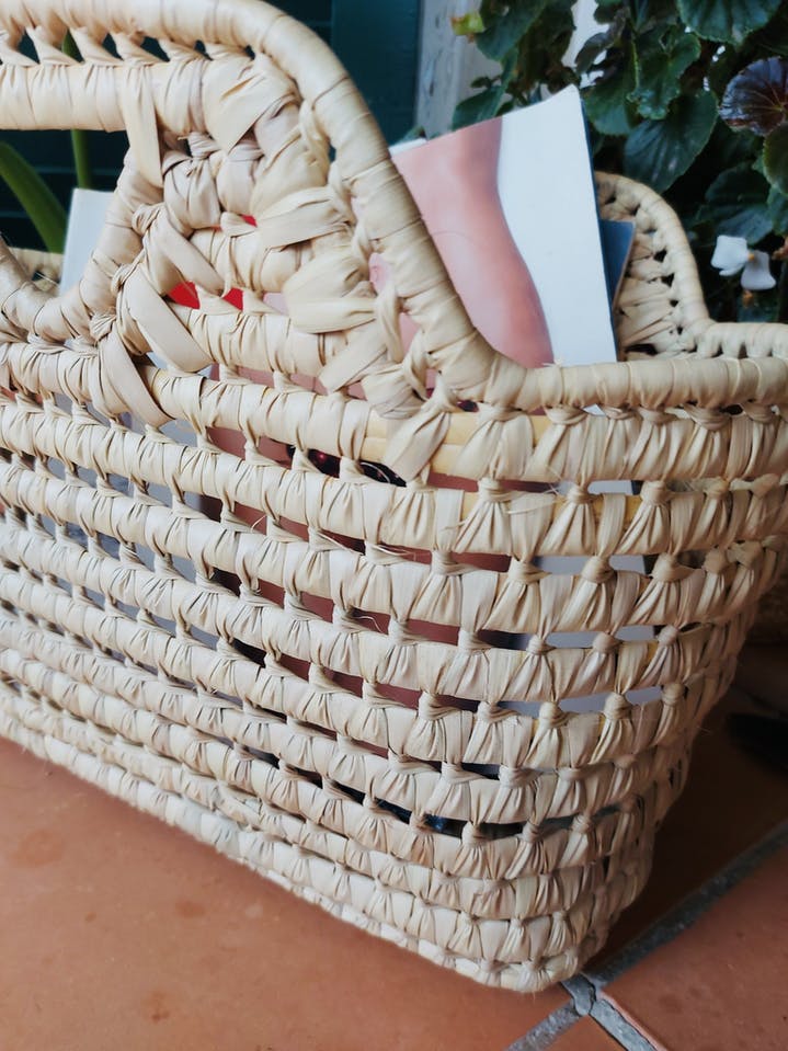 Palm Magazine Holder with Handles - Image 2