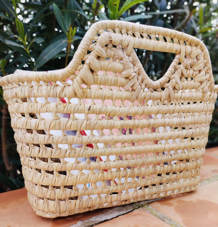 Palm Magazine Holder with Handles - Image 3
