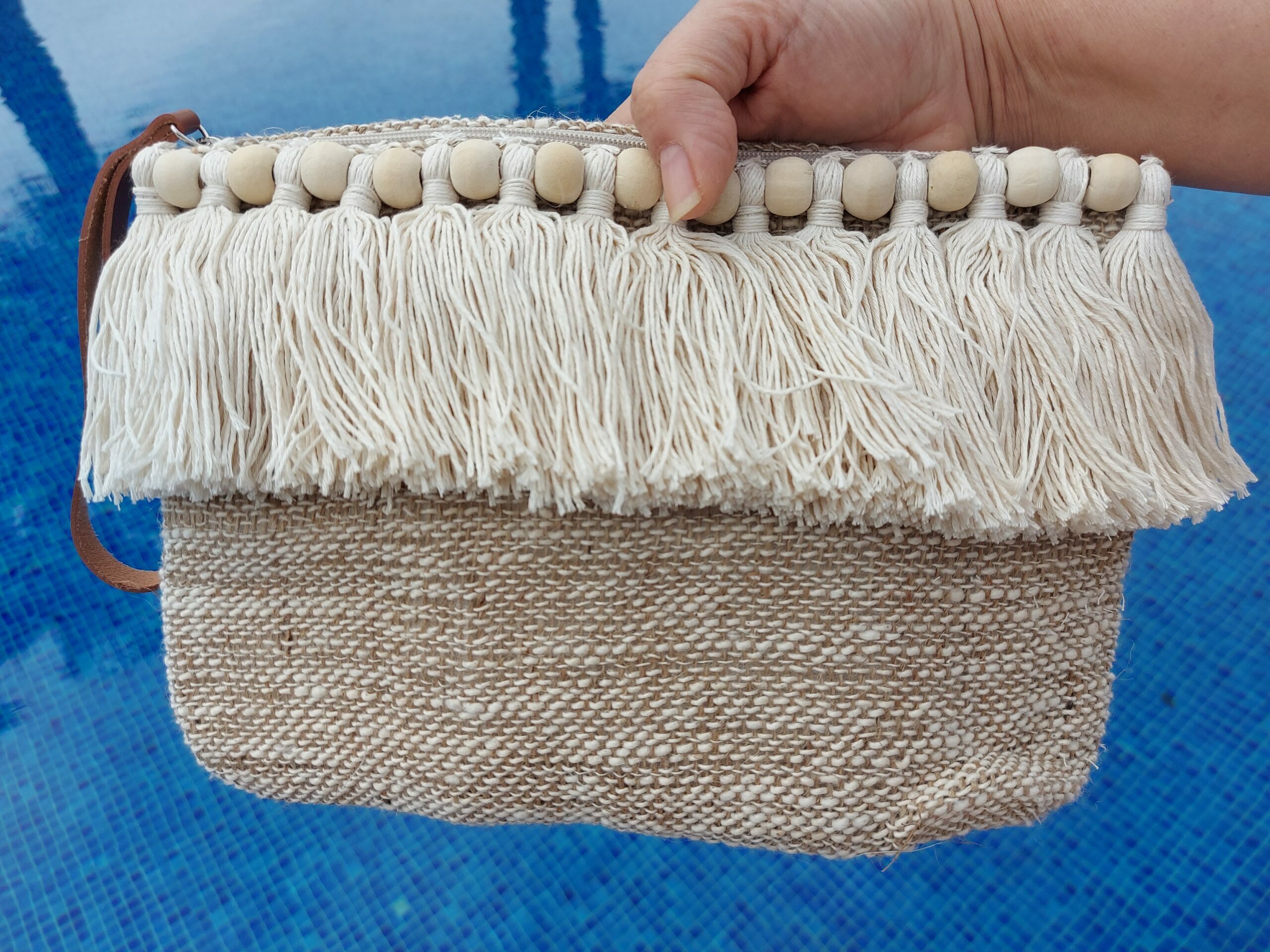 Cotton Handbag with wooden beads - Image 2