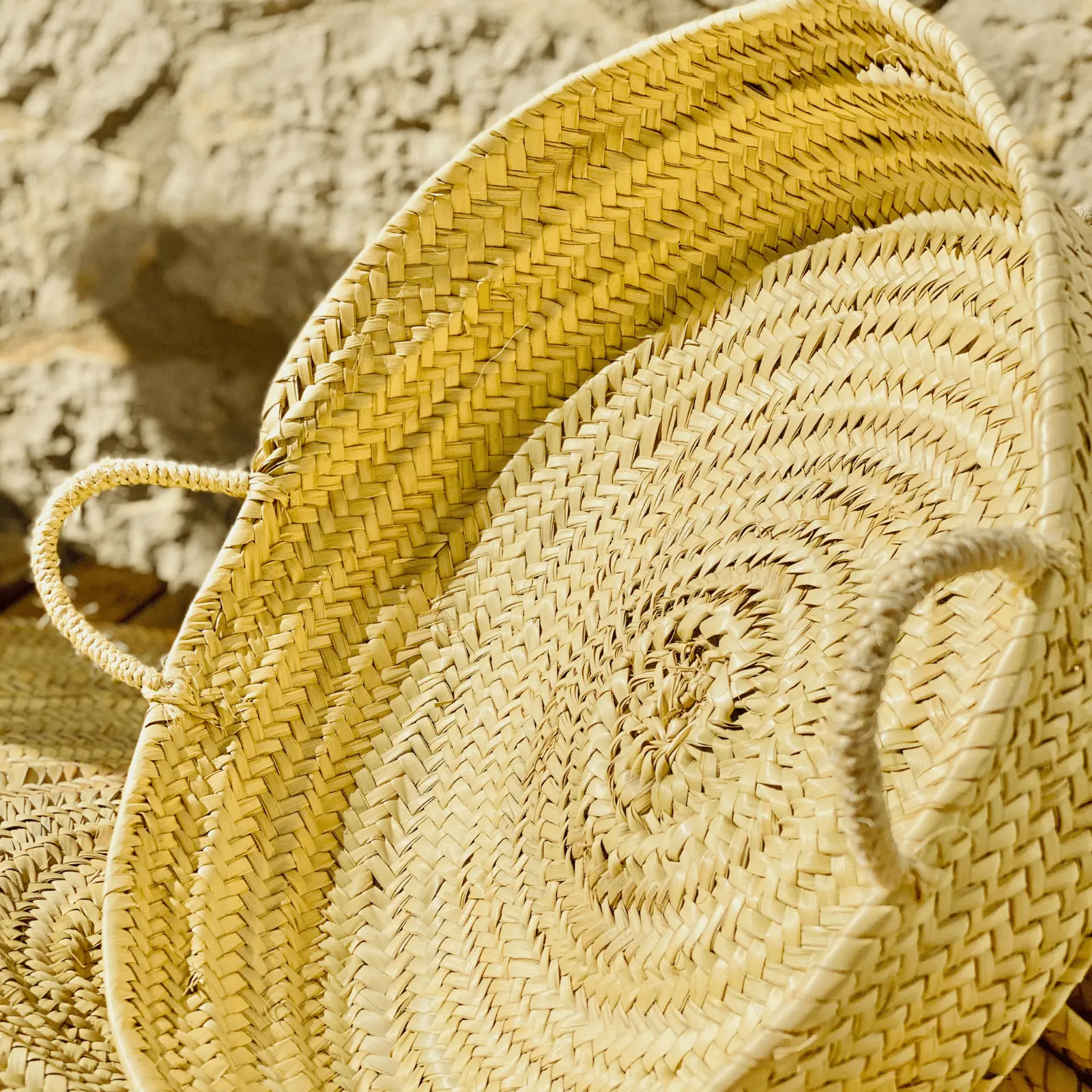 Round Woven Palm Tray 20 cm