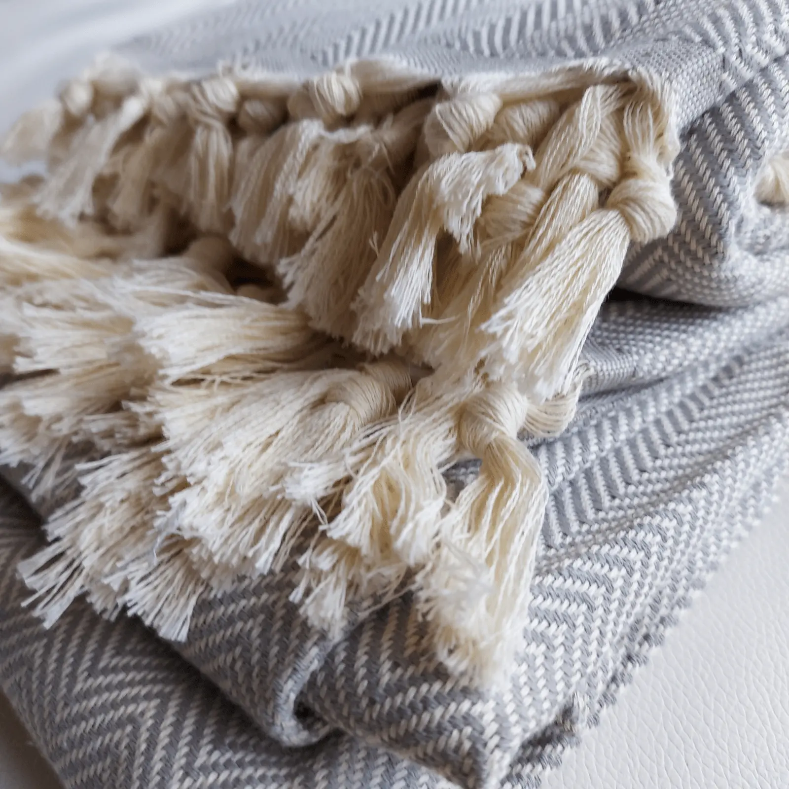 Oceanic Blanket Light Gray - Image 4