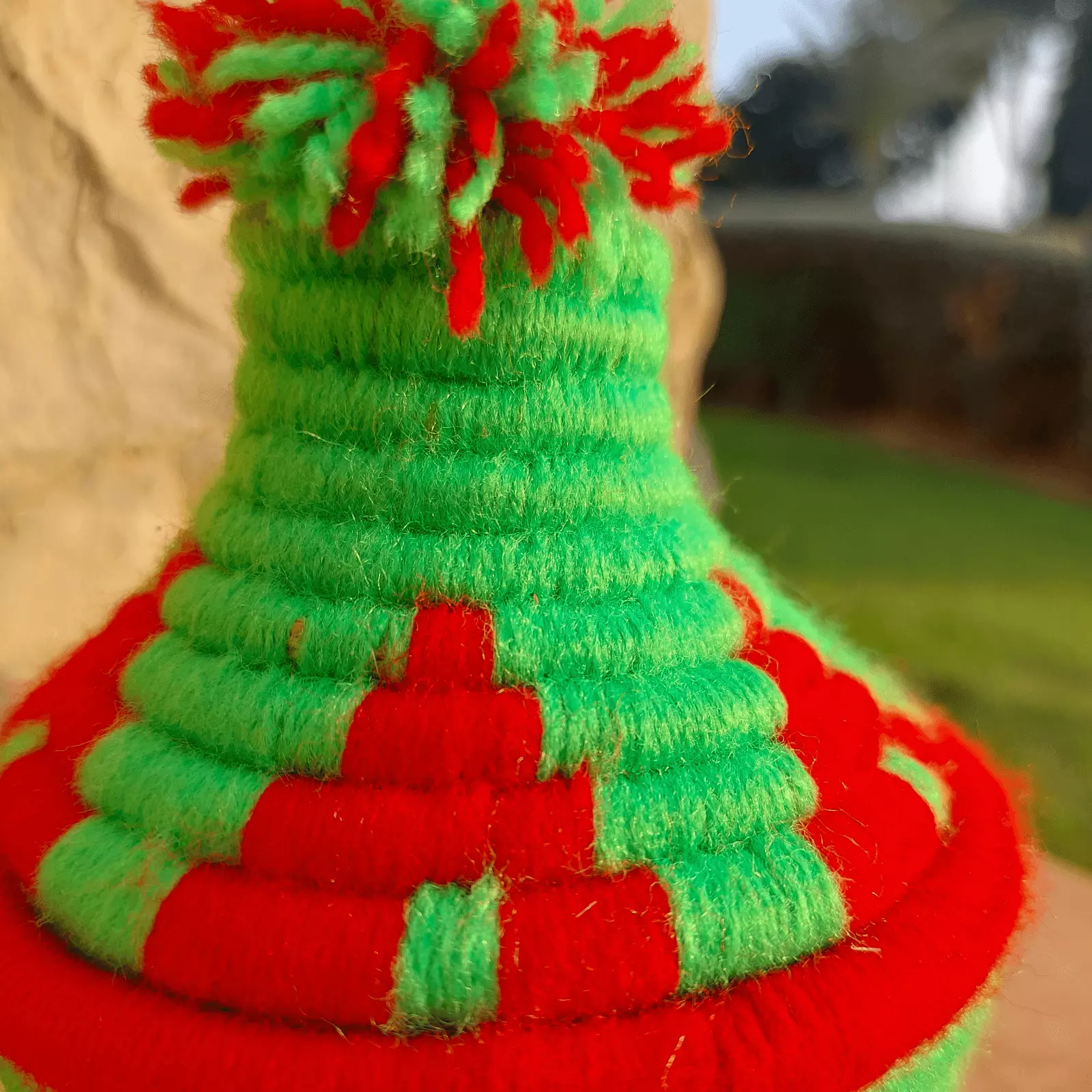 Bombonera Mini verde y roja artesanal hecha a mano - Imagen 5