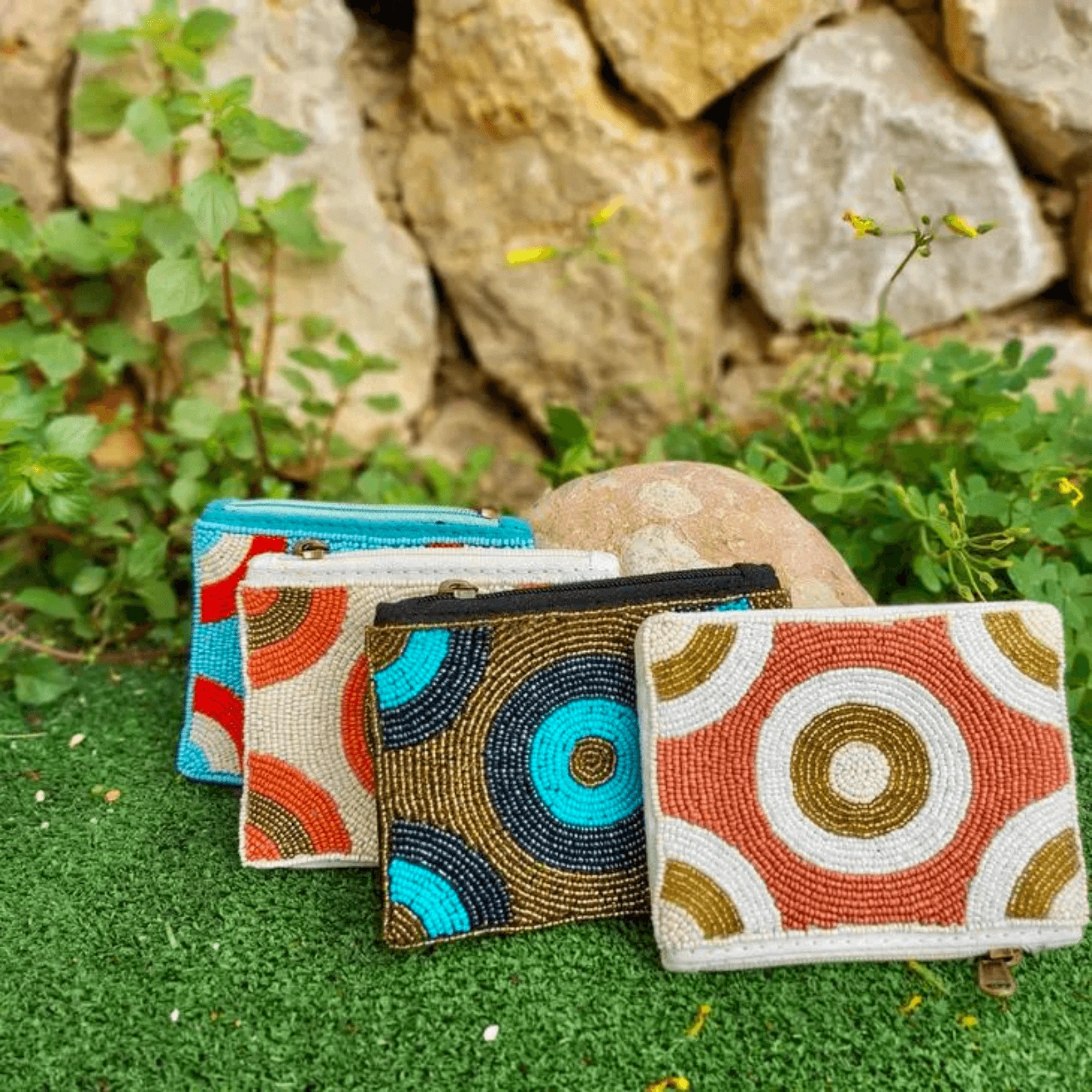 Blue beaded zippered pouch bag - Image 2