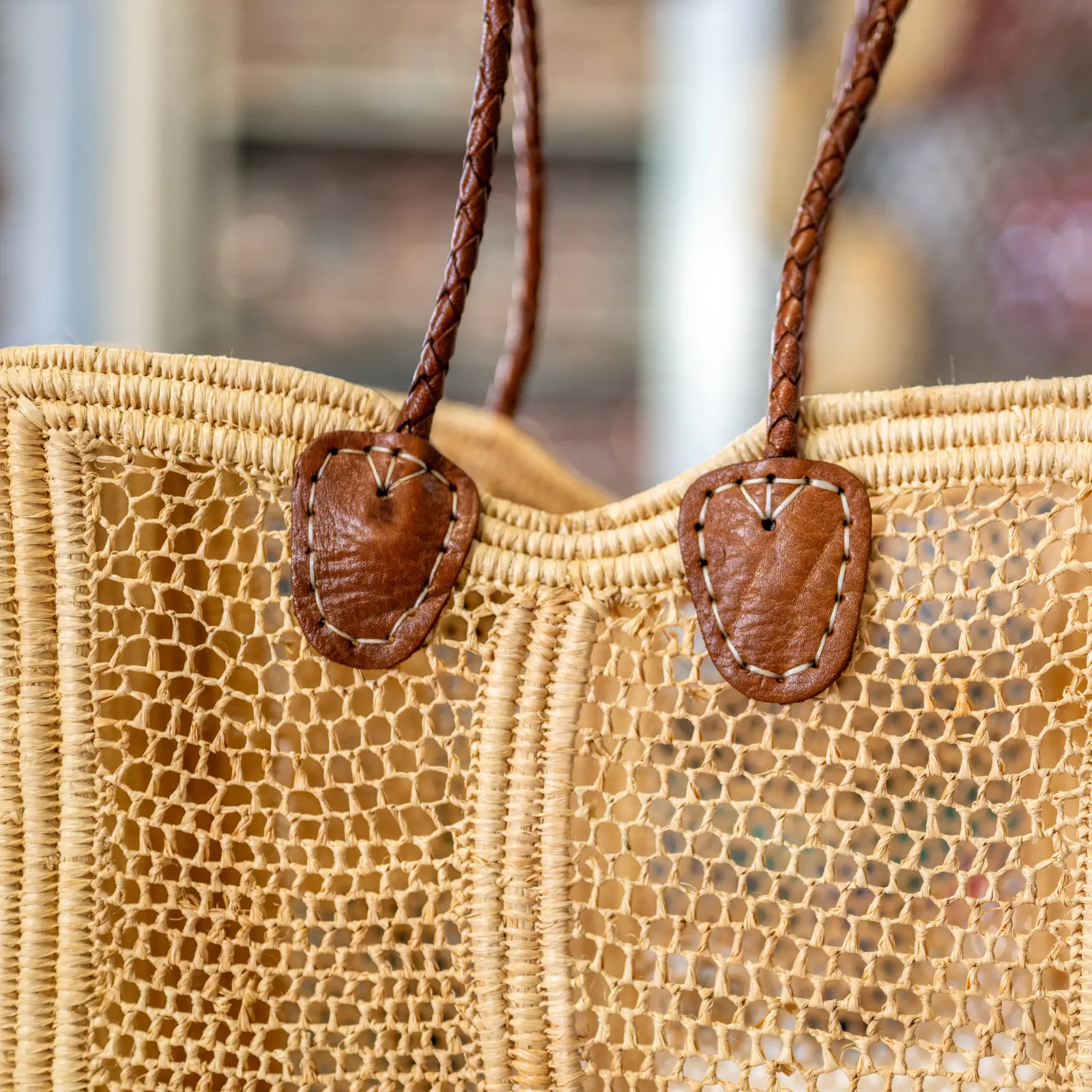 Natural-colored openwork raffia bag - Image 3