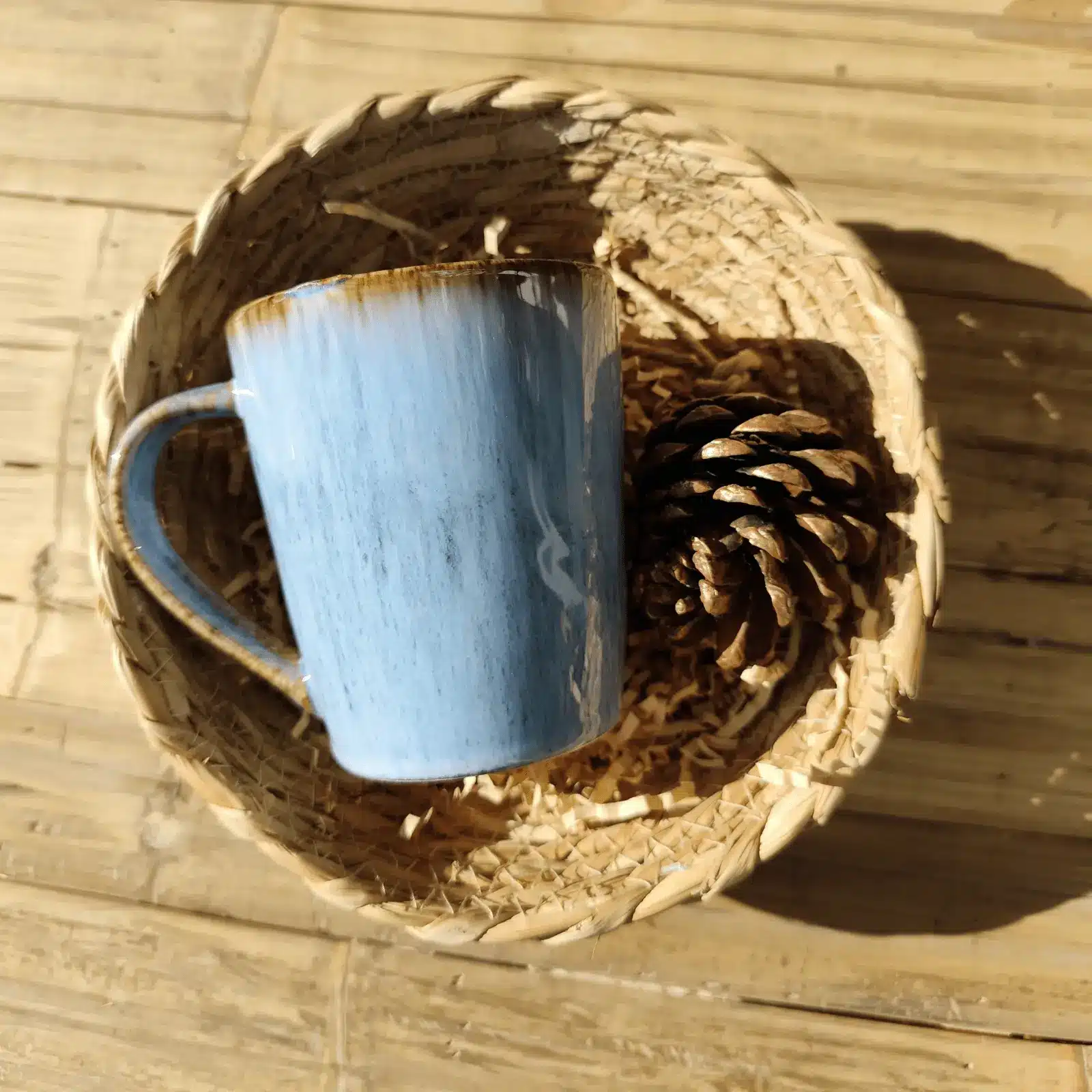 Cesta de Seagrass con Taza Grande en Color Gris Azulado - Imagen 4
