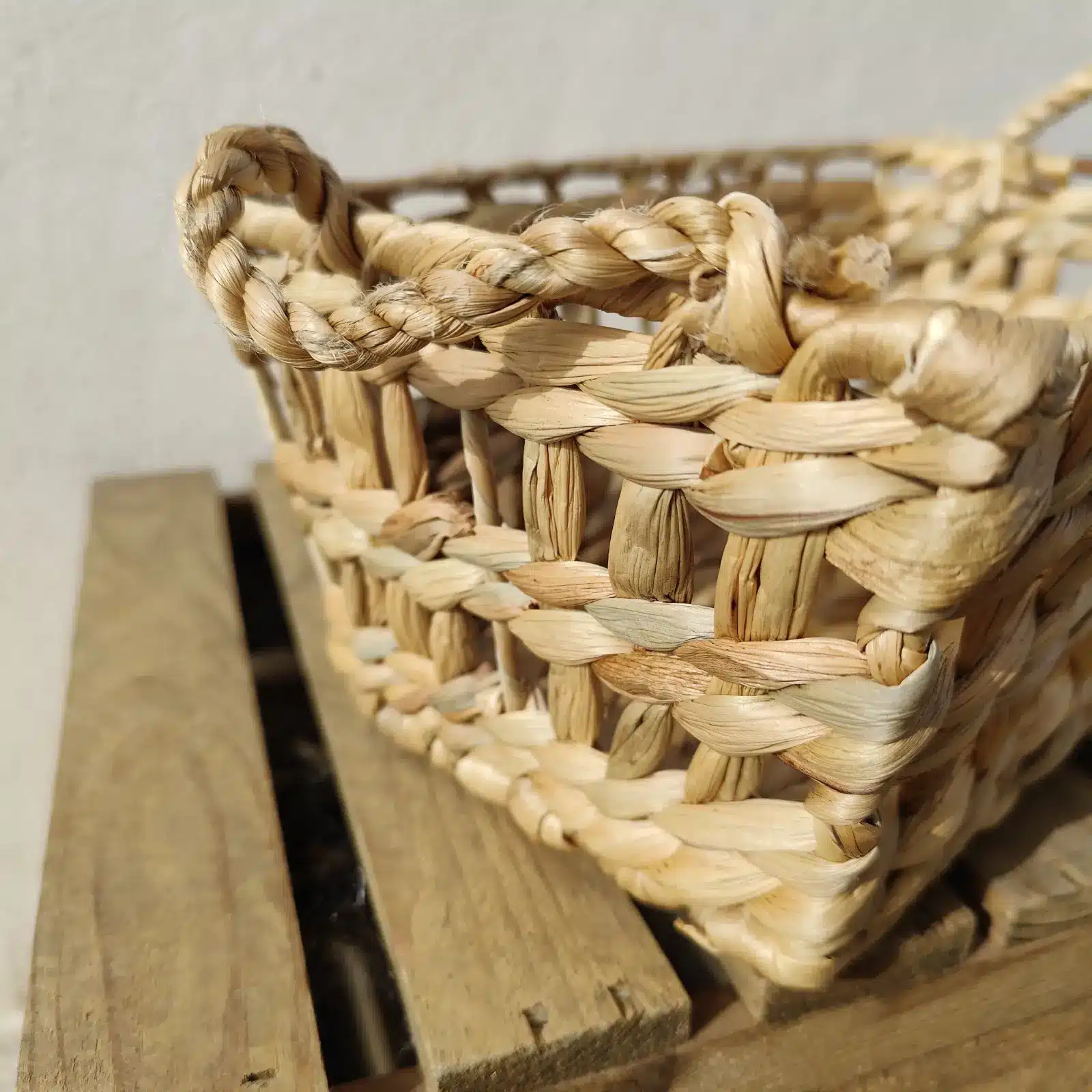 Basket of Openwork Hyacinth - Image 4