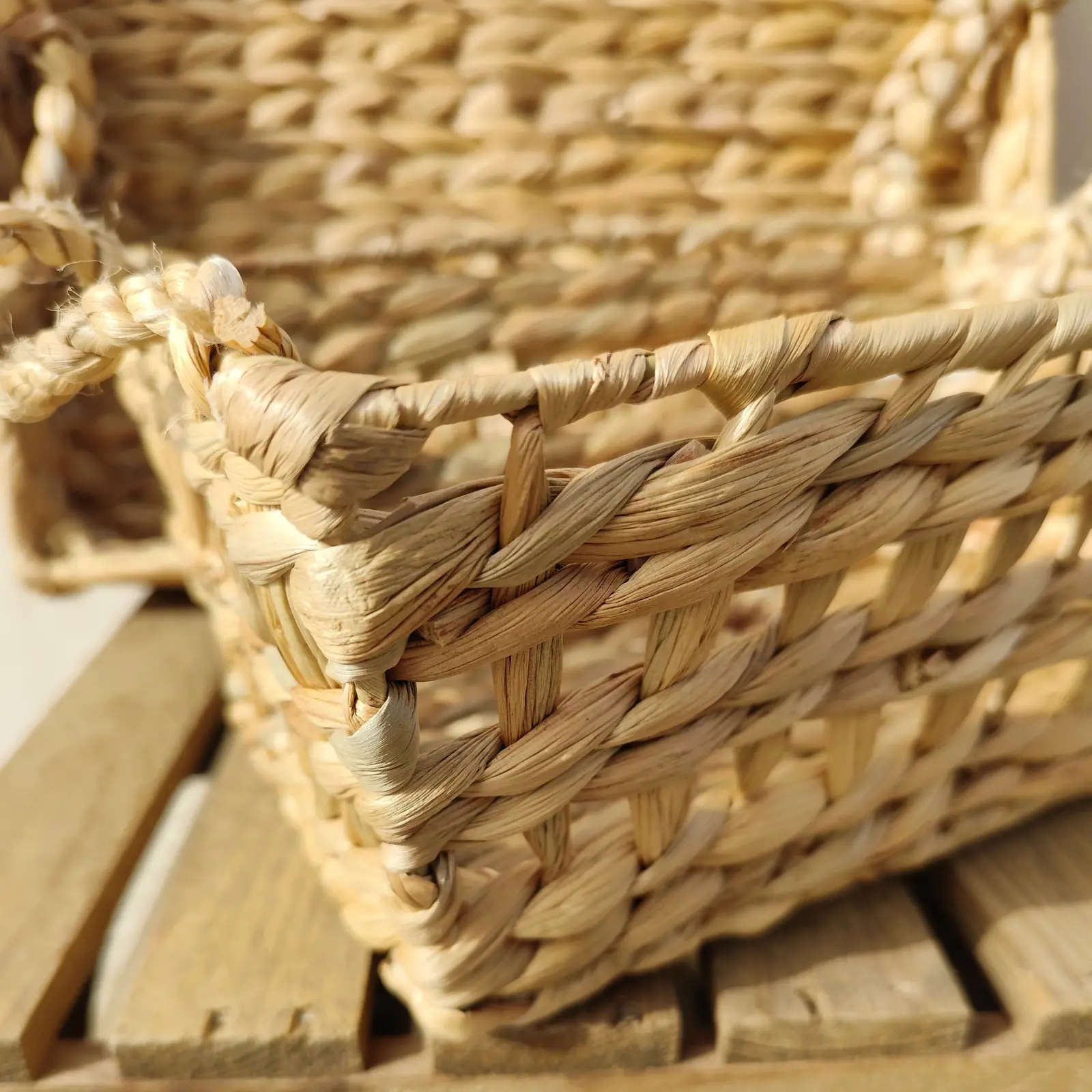 Basket of Openwork Hyacinth - Image 3